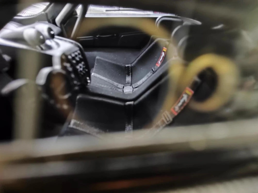 [Henson & Heaven] 1:18 Pagani 2020 Huayra R Silver Carbon Model Car Resin