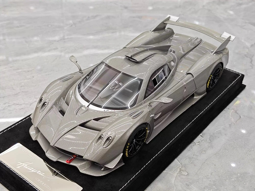 [Henson & Heaven] 1:18 Pagani 2020 Huayra R Silver Carbon Model Car Resin