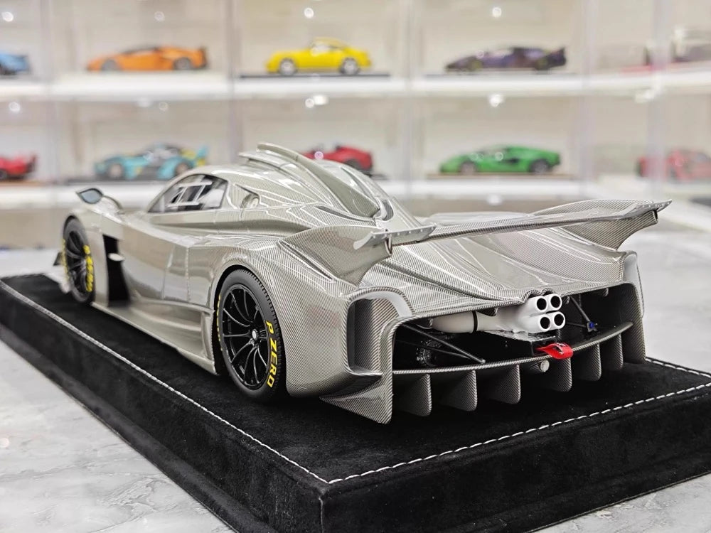 [Henson & Heaven] 1:18 Pagani 2020 Huayra R Silver Carbon Model Car Resin