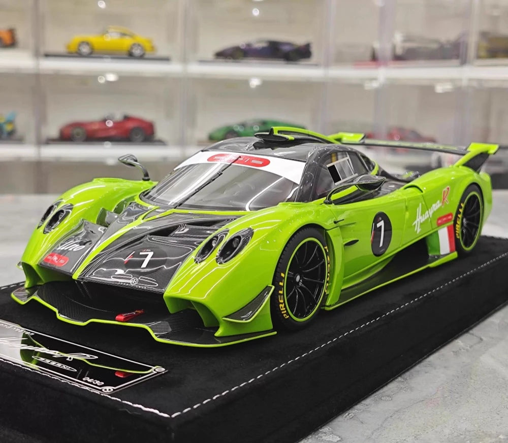 [Henson Heaven] 1:18 Pagani 2020 Huayra R Verde Mantis Carbon #7 Resin / Closed Body