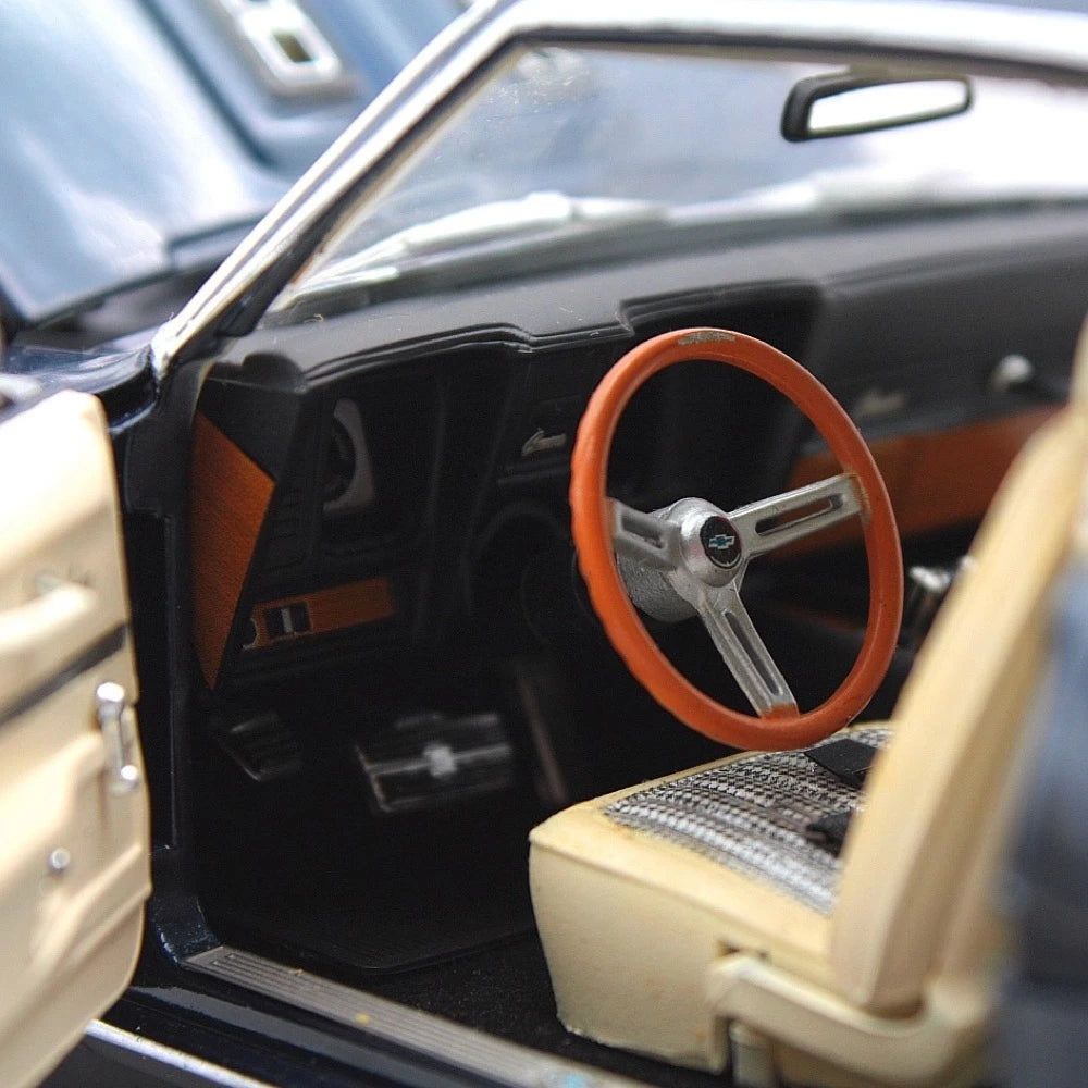 [Highway61] 1:18 Chevrolet 1969 Camaro SS 396 Black Model Car Die-Cast