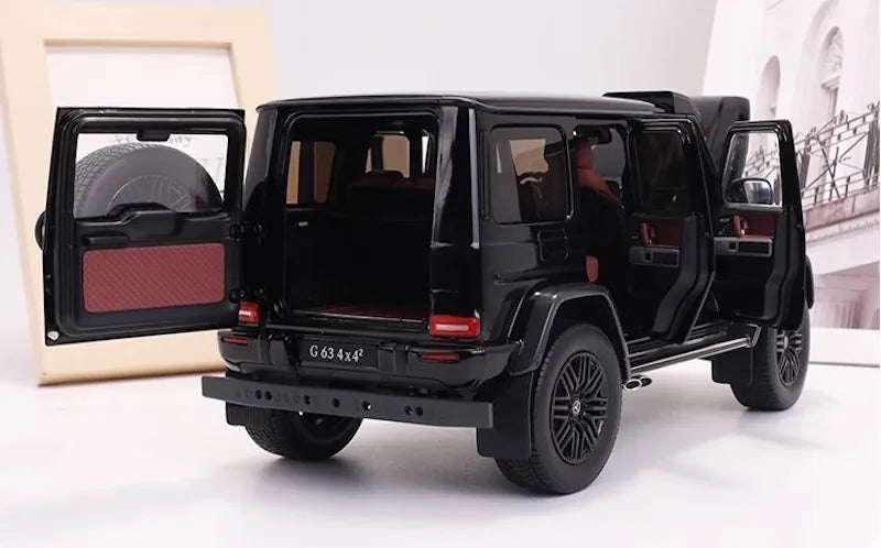 [iScale] 1:18 Mercedes-AMG 2022 G63 4×4 Black Model Car Die-Cast