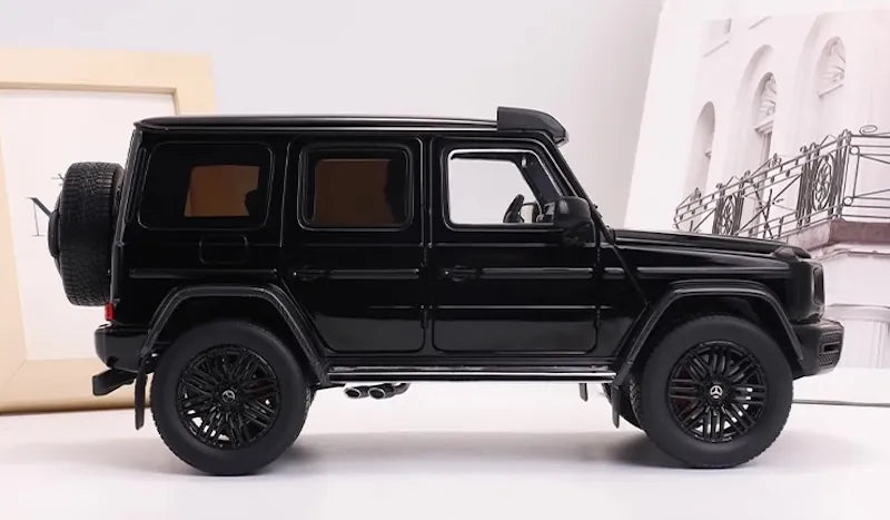 [iScale] 1:18 Mercedes-AMG 2022 G63 4×4 Black Model Car Die-Cast