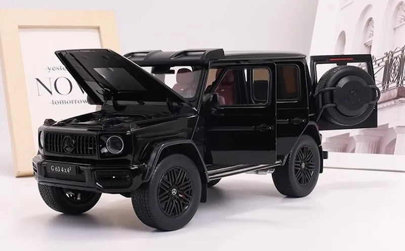 [iScale] 1:18 Mercedes-AMG 2022 G63 4×4 Black Model Car Die-Cast