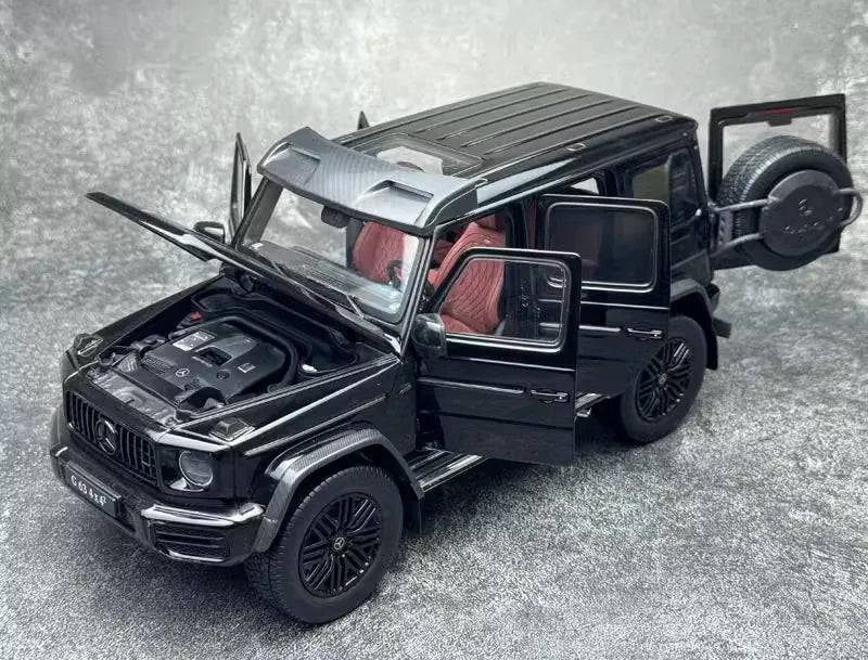 [iScale] 1:18 Mercedes-AMG 2022 G63 4×4 Black Model Car Die-Cast