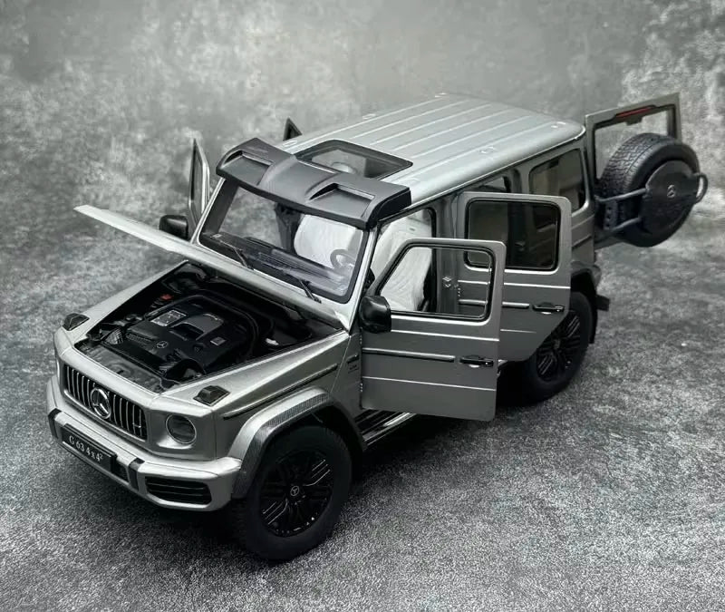 [iScale] 1:18 Mercedes-AMG 2022 G63 4×4 grigio modellino di auto Die-Cast