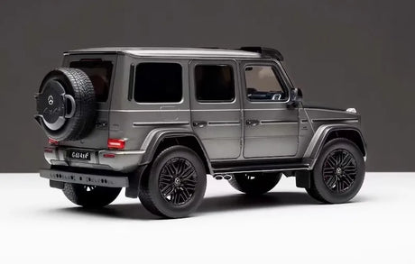 [iScale] 1:18 Mercedes-AMG 2022 G63 4×4 Gray Model Car Die-Cast