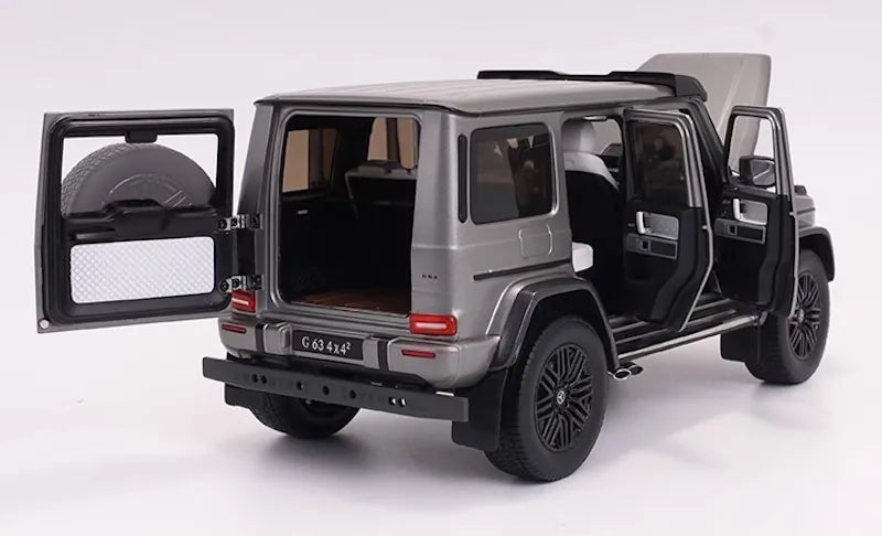 [iScale] 1:18 Mercedes-AMG 2022 G63 4×4 Gray Model Car Die-Cast