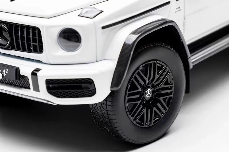 [iScale] 1:18 Mercedes-AMG 2022 G63 4×4 White Model Car Die-Cast