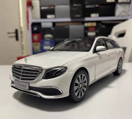 [iScale] 1:18 Mercedes-Benz 2016 E300 W213 T-Modell Witte Model Auto-die-gegoten