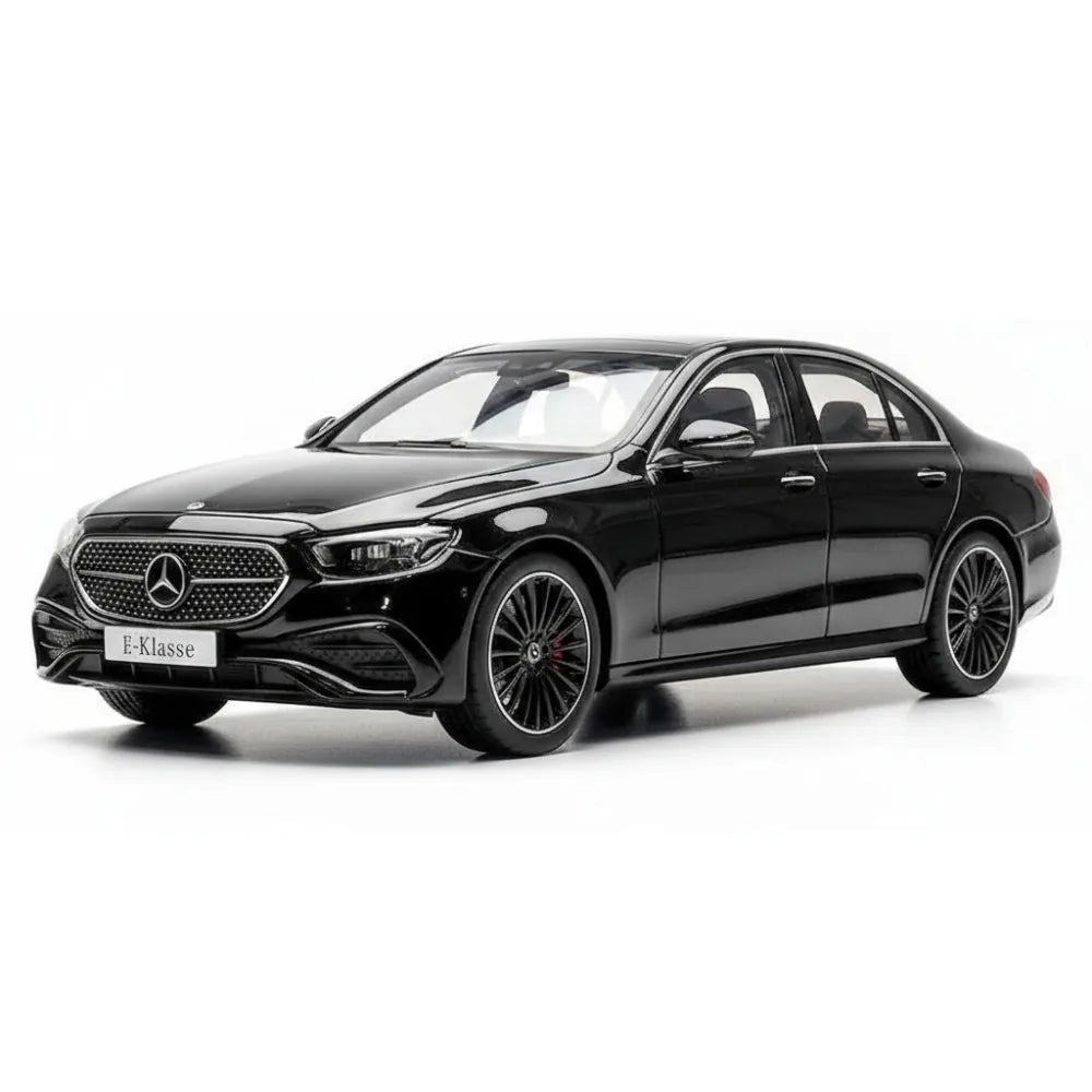 [iScale] 1:18 Mercedes-Benz 2023 E-Klasse W214 Black Model Car Die-Cast