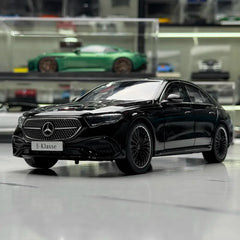 [iScale] 1:18 Mercedes-Benz 2023 E-Klasse W214 Black Model Car Die-Cast