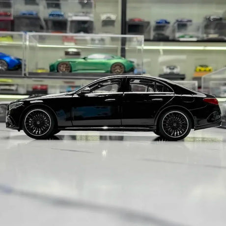 [iScale] 1:18 Mercedes-Benz 2023 E-Klasse W214 Black Model Car Die-Cast