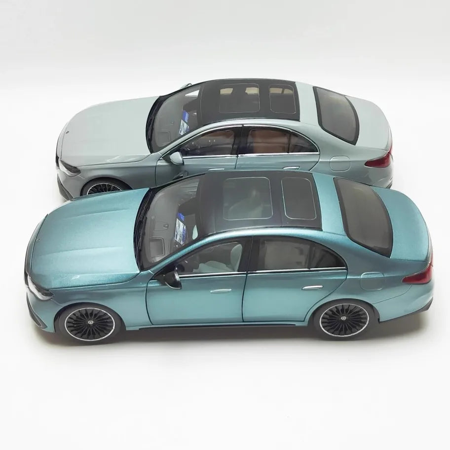 [iScale] 1:18 Mercedes-Benz 2023 E-Klasse W214 Gray Model Car Die-Cast