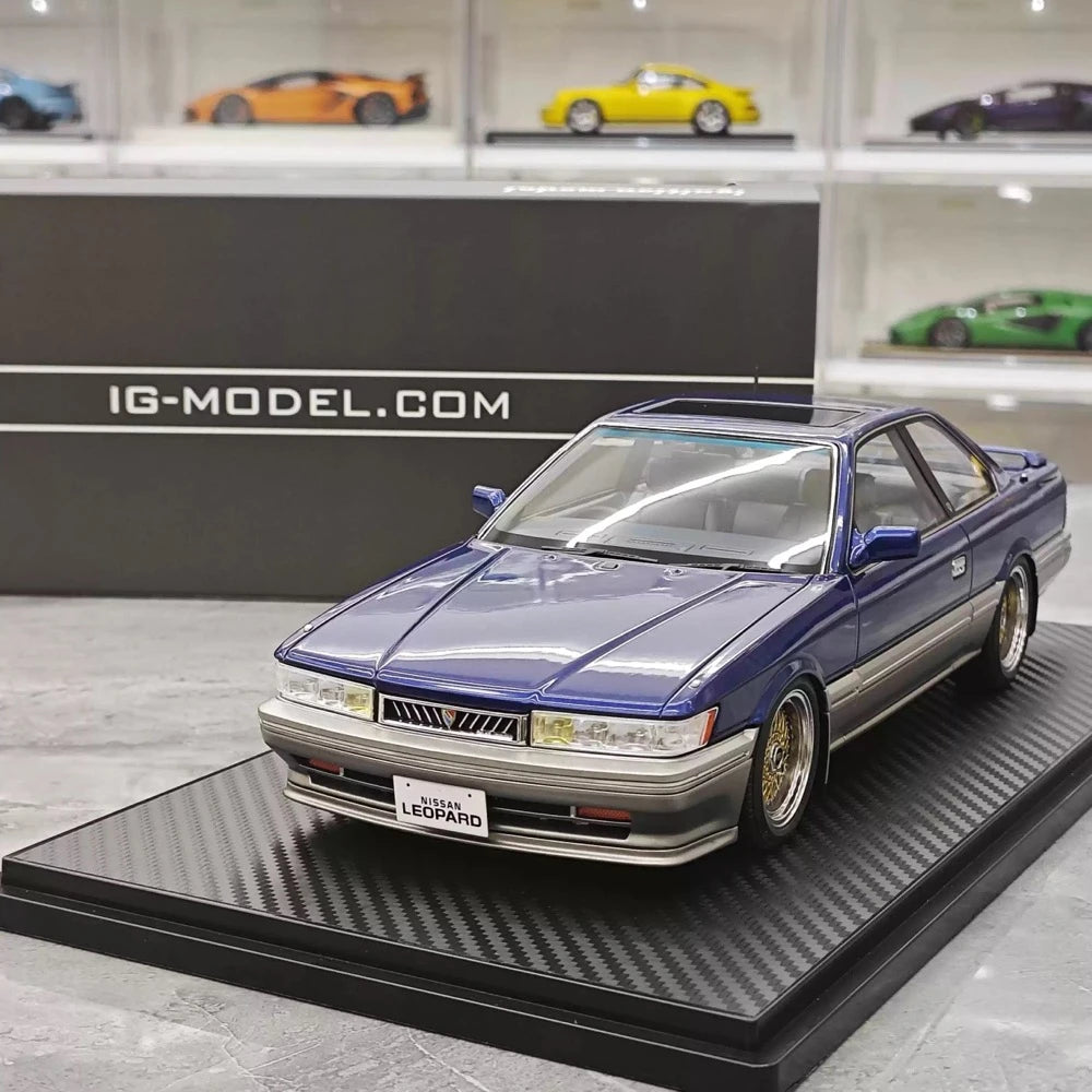 [Ignition] 1:18 Nissan 1988 Leopard F31 3.0 Ultima Blue Model Car Resin