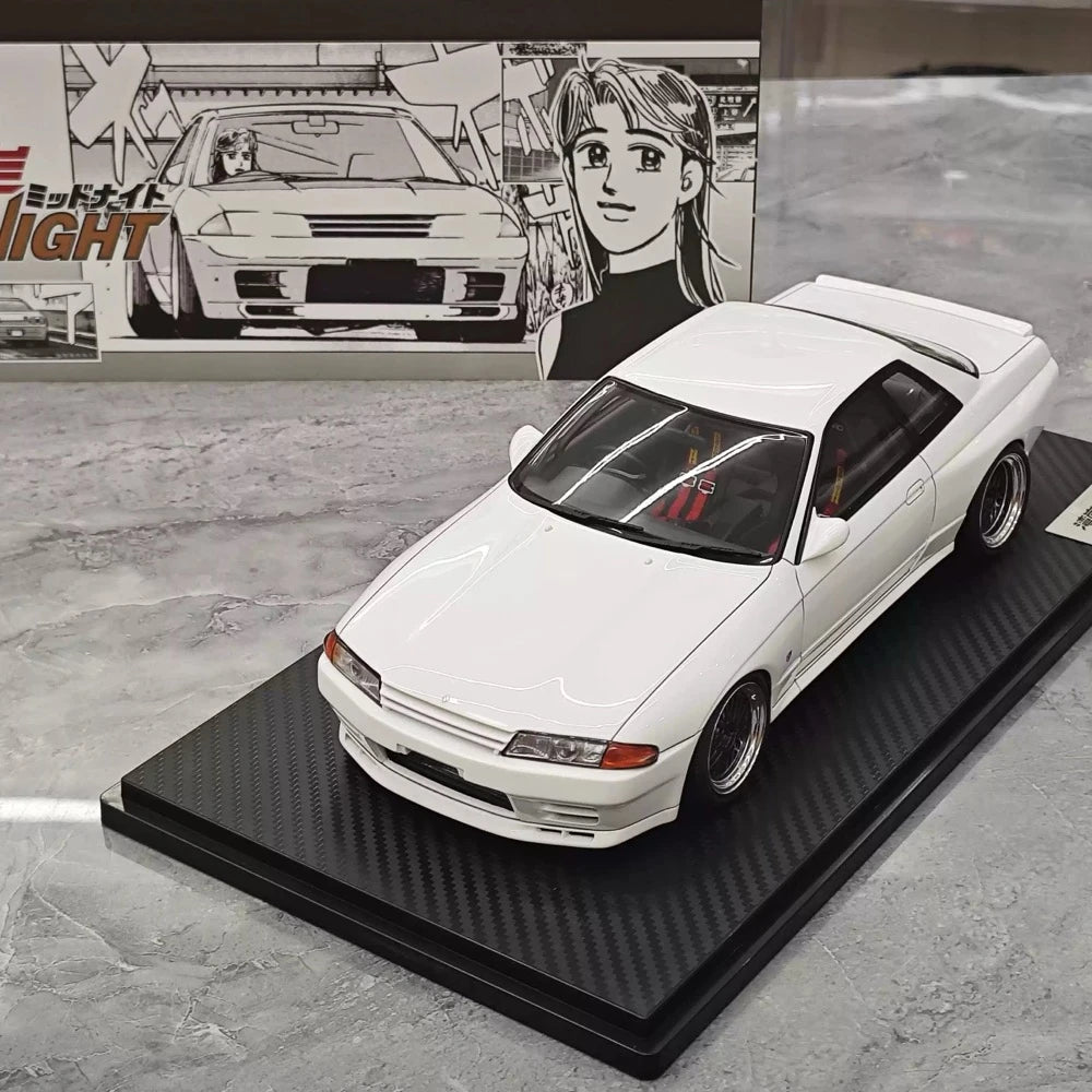 [Ignition] 1:18 Nissan 1989 GT-R R32 vit modellbil harts