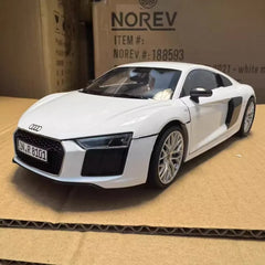 [iScale] 1:18 Audi 2015 R8 V10 Plus Coupe White Model Car Die-Cast