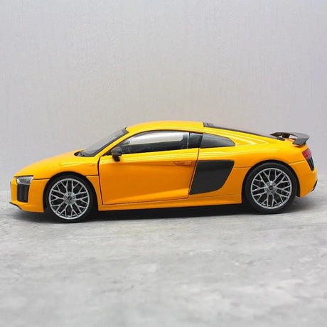 [iScale] 1:18 Audi 2015 R8 V10 Plus Coupe Yellow Model Car Die-Cast