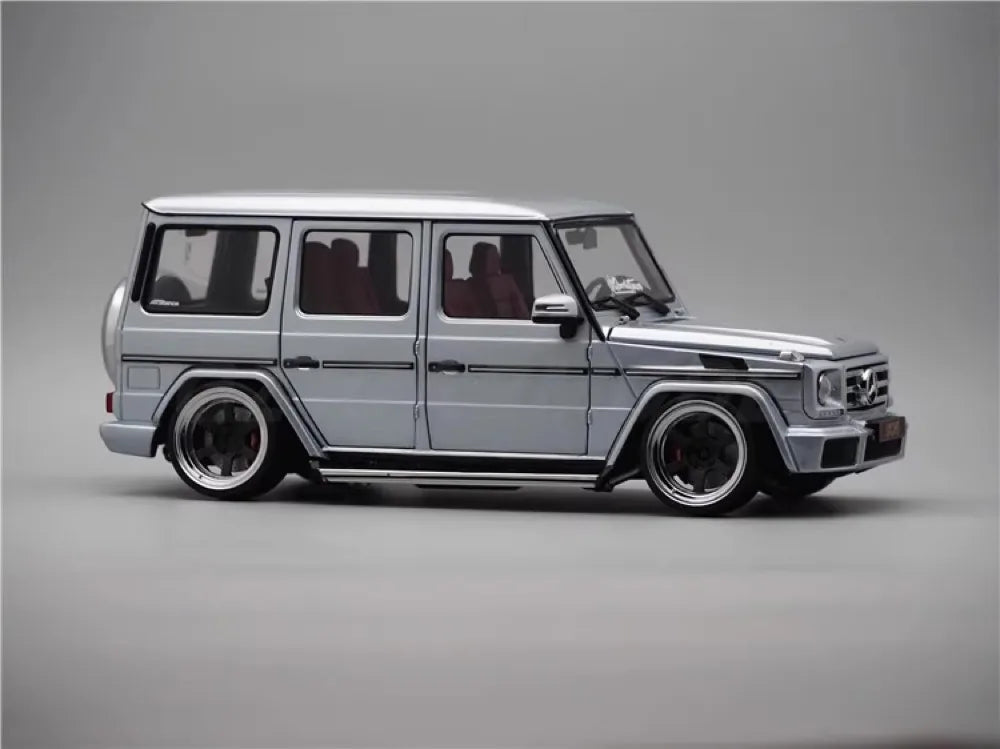 [iScale] 1:18 Mercedes-Benz 2016 G500 G-Klasse G63 Custom Diamond Silver Die-Cast