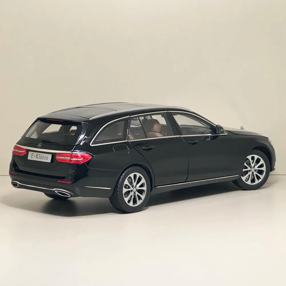 [iScale] 1:18 Mercedes-Benz 2017 E-Class Estate S213 nero modellino di auto Die-Cast