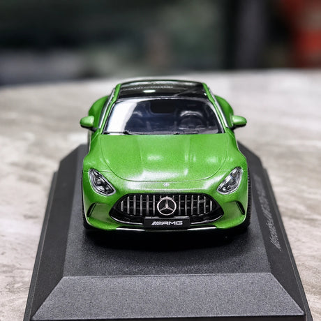 iScale Mercedes-AMG 2023 GT 63 4MATIC+ Coupe C192 Green 1:43 – Collectible Diecast Model Die-Cast