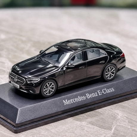 iScale Mercedes-Benz 2024 E-Class Saloon Avantgarde W214 Black 1:43 – Collectible Diecast Model Die-Cast