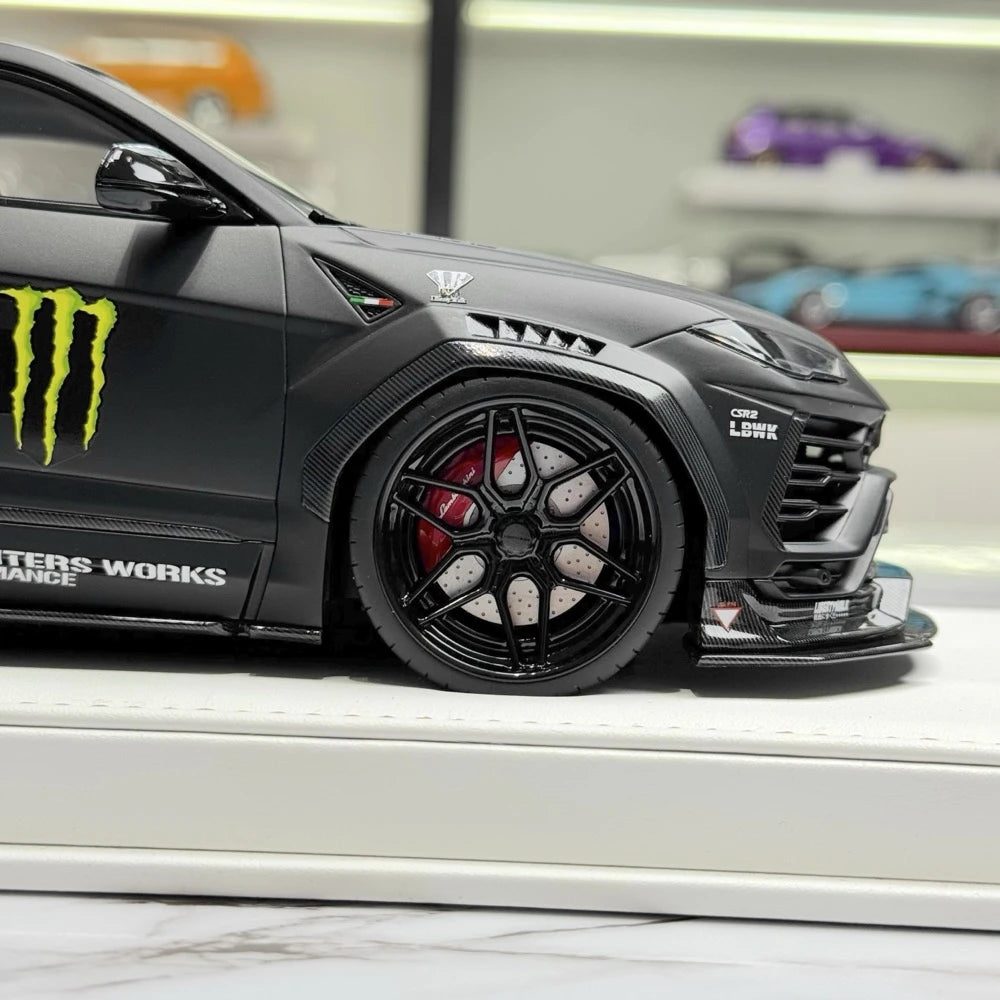 [IVY] 1:18 Lamborghini 2019 Urus LBWK Monster Energy Model Car Resin