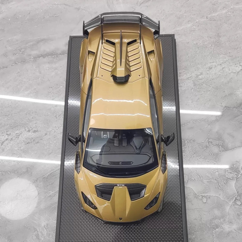 [IVY] 1:18 Lamborghini 2021 Huracan STO Brown Model Car Resin