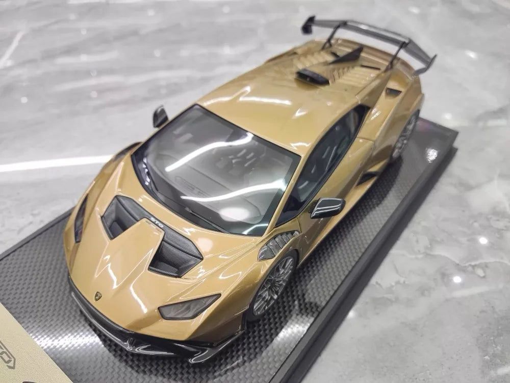 [IVY] 1:18 Lamborghini 2021 Huracan STO Brown Model Car Resin