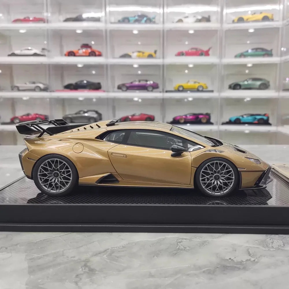 [IVY] 1:18 Lamborghini 2021 Huracan STO Brown Model Car Resin