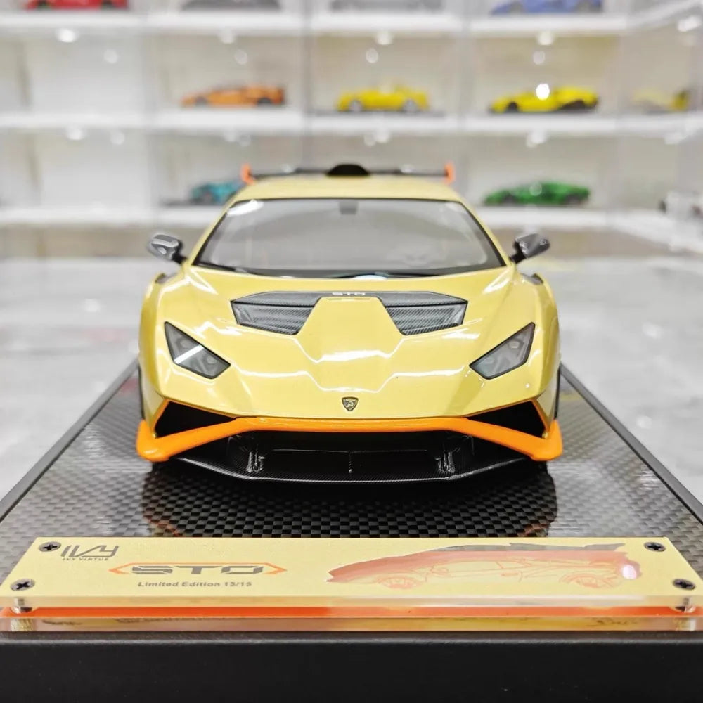 [IVY] 1:18 Lamborghini 2021 Huracan STO Gold Model Car Resin