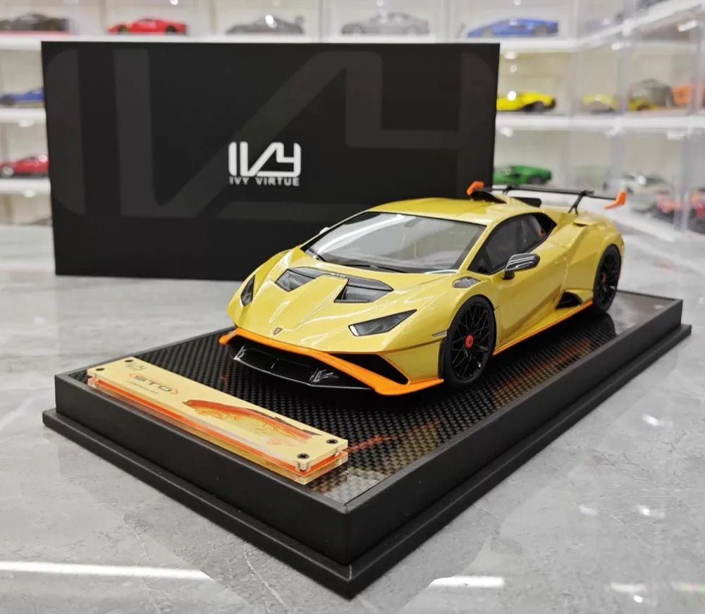 [IVY] 1:18 Lamborghini 2021 Huracan STO Gold Model Car Resin
