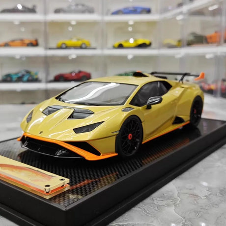 [IVY] 1:18 Lamborghini 2021 Huracan STO Gold Model Car Resin
