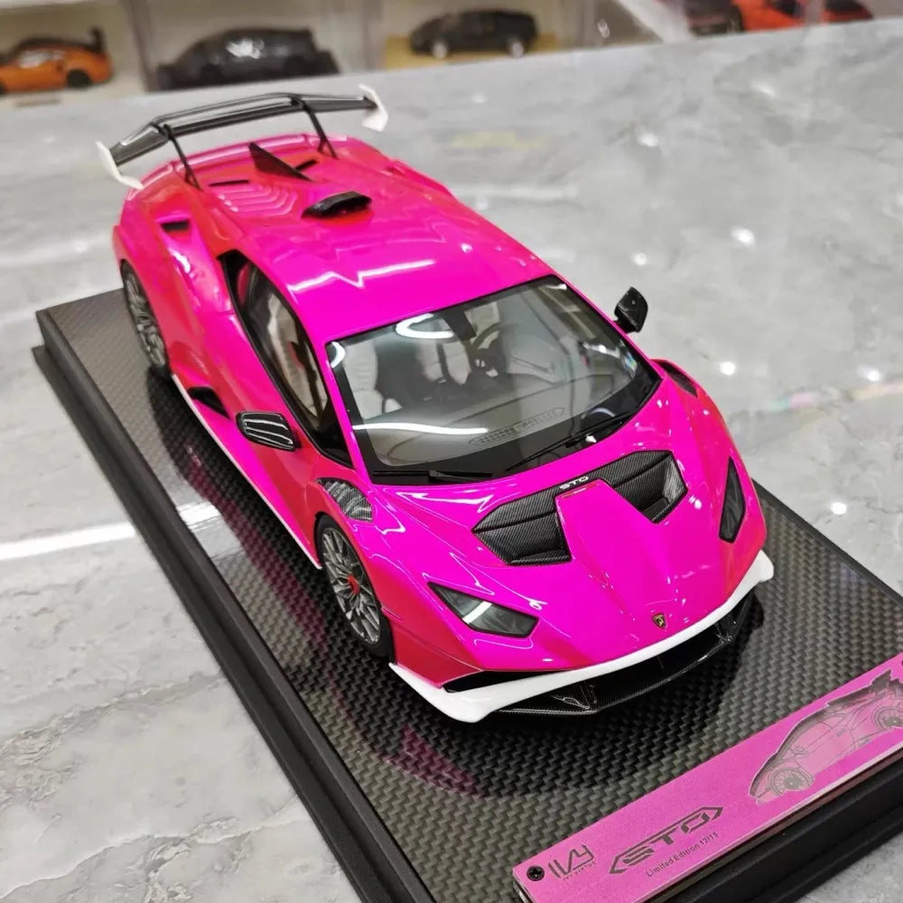 [IVY] 1:18 Lamborghini 2021 Huracan STO Purple Model Car Resin