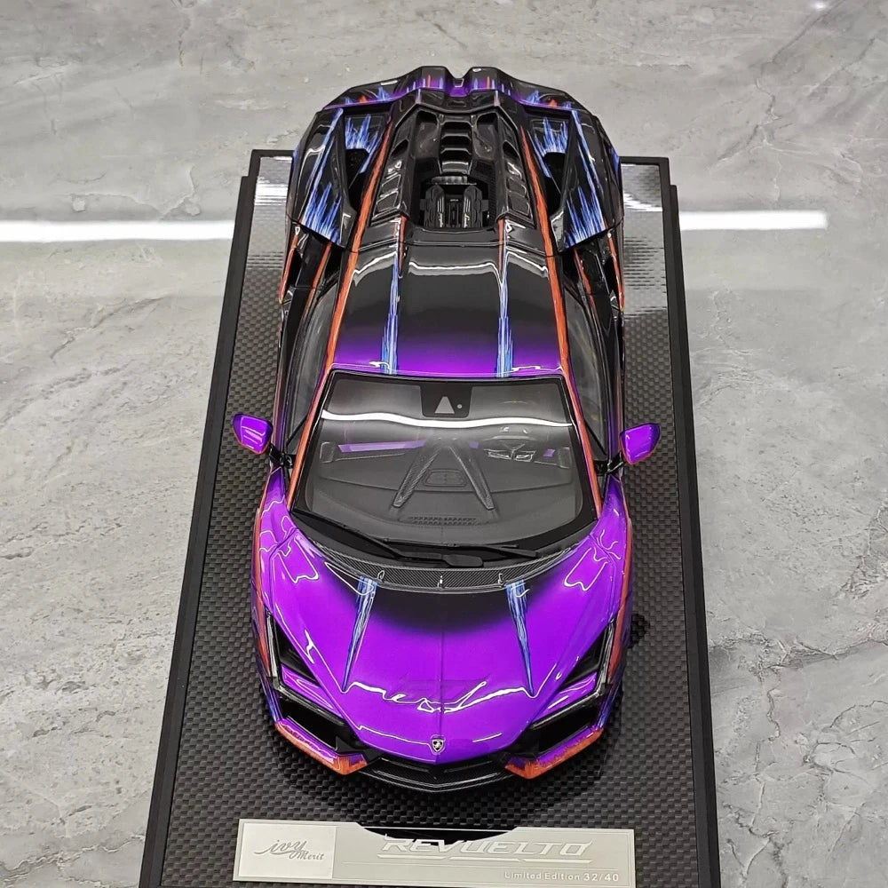 [IVY] 1:18 Lamborghini 2023 Revuelto Opera Unica Purple Model Car Resin