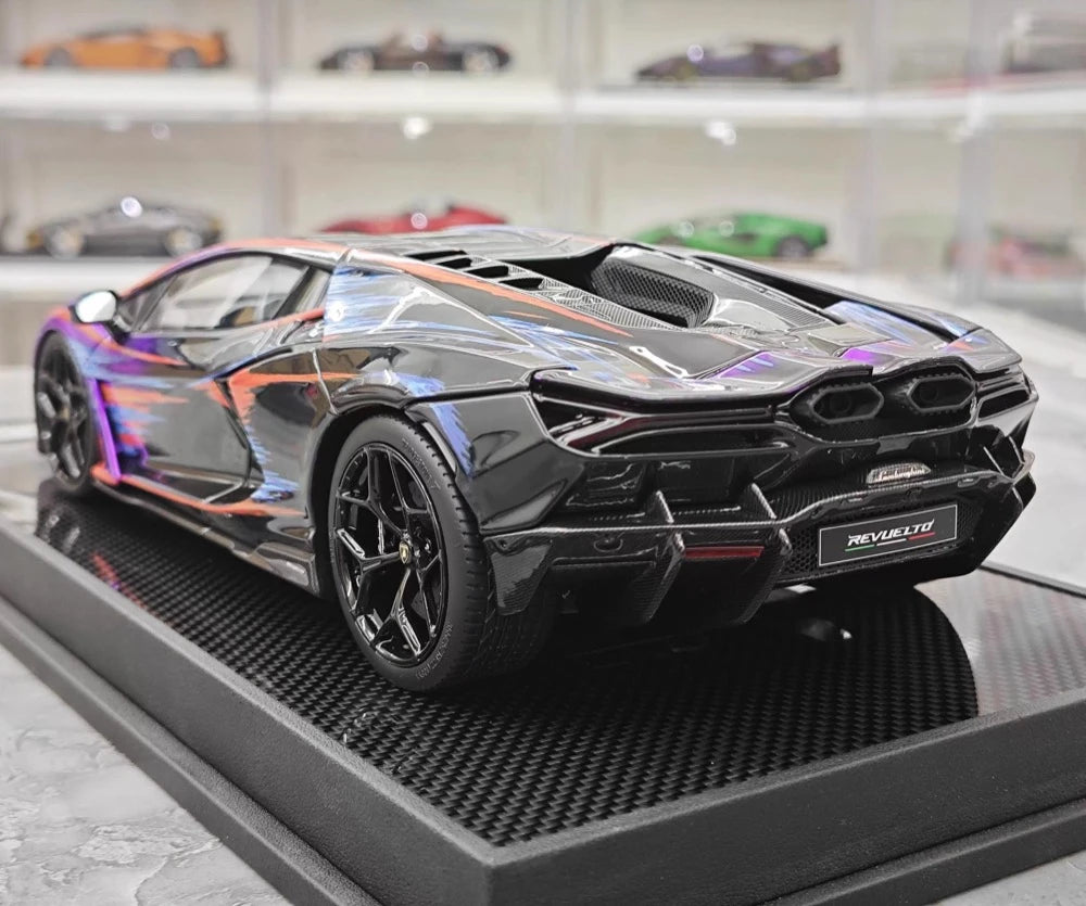 [IVY] 1:18 Lamborghini 2023 Revuelto Opera Unica Purple Model Car Resin