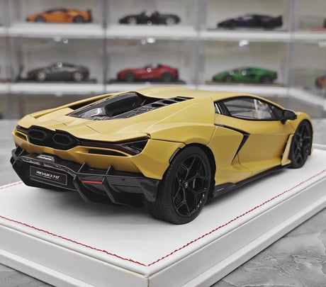 [IVY] 1:18 Lamborghini 2023 Revuelto Opera Unica Yellow Model Car Resin
