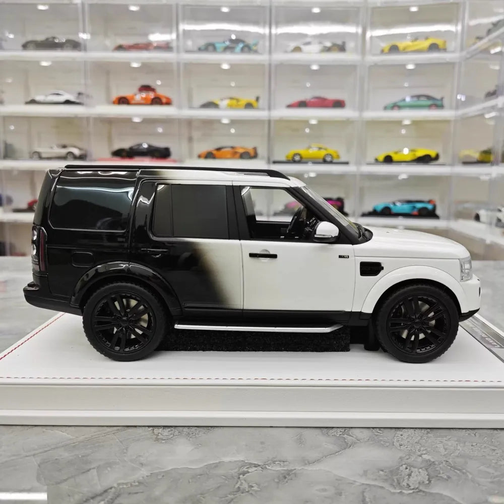 [IVY] 1:18 Land Rover 2009 Discovery 4 Black & White Model Car Resin