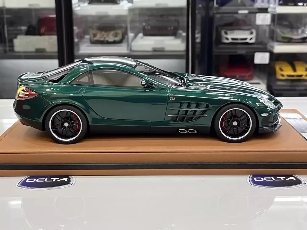 [IVY] 1:18 Mercedes-Benz 2006 SLR McLaren 722 Edition Green Model Car Resin