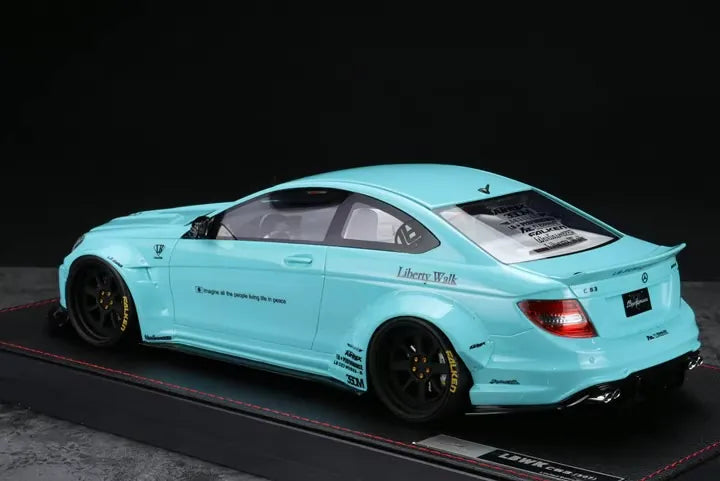[IVY] 1:18 Mercedes-Benz 2013 C63 AMG W204 LBWK 507 edizione Tiffany blu resina