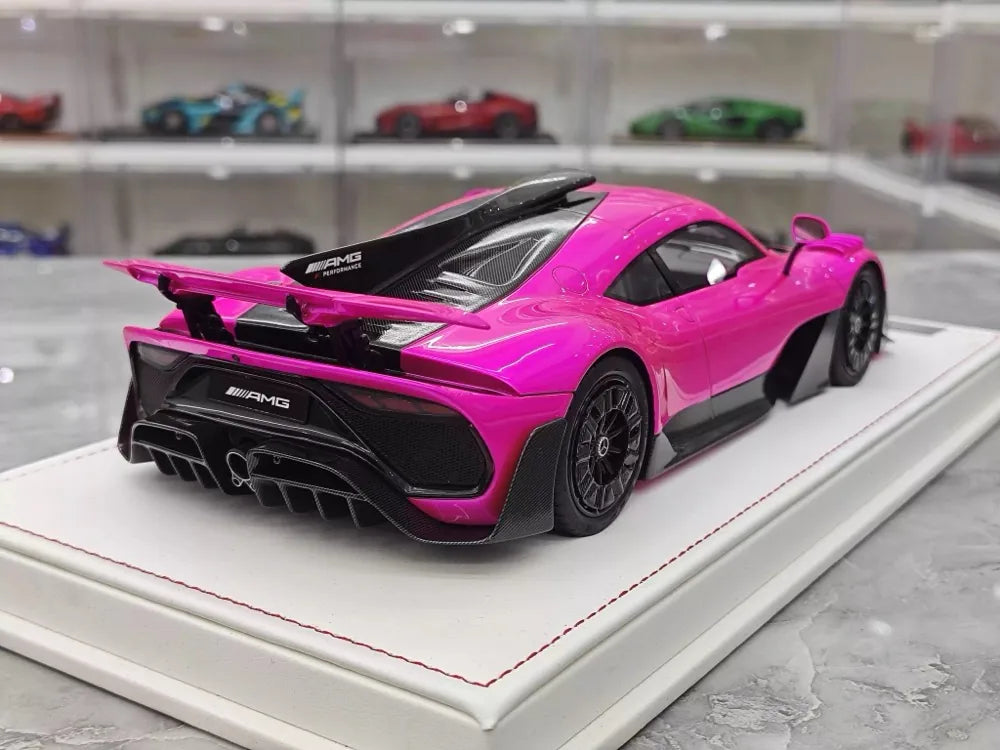 [IVY] 1:18 Mercedes-Benz 2022 AMG ONE Pink Model Car Resin