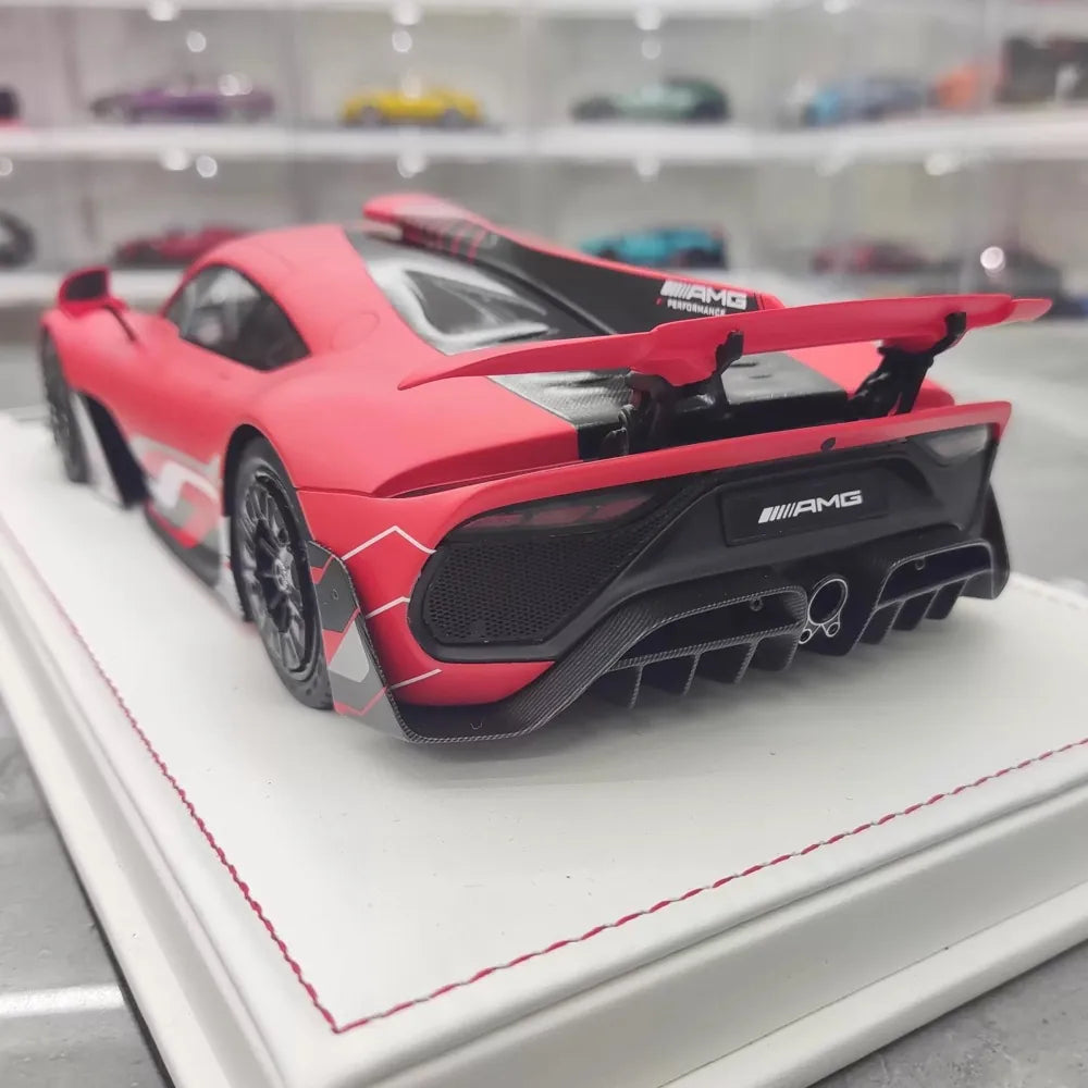 [IVY] 1:18 Mercedes-Benz 2022 AMG ONE Red Model Car Resin