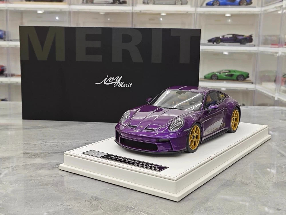 [IVY] 1:18 Porsche 2023 911 992 S/T Purple Model Car Resin