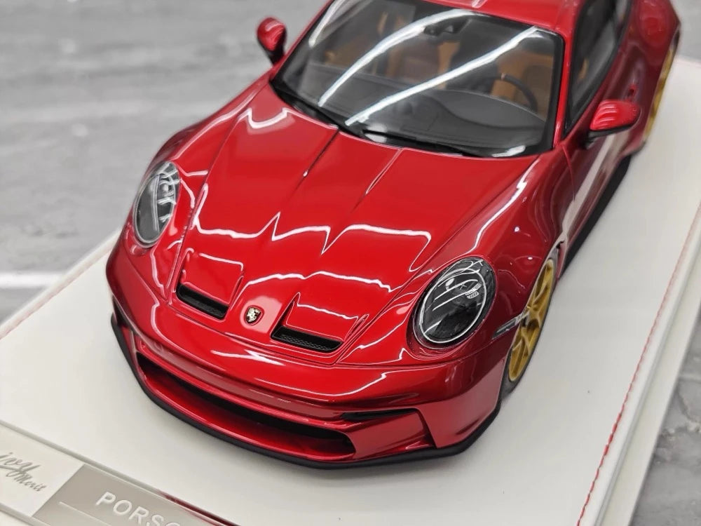 [IVY] 1:18 Porsche 2023 911 992 S/T Red Model Car Resin