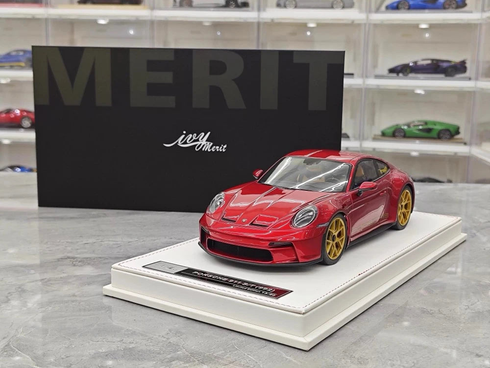 [IVY] 1:18 Porsche 2023 911 992 S/T Red Model Car Resin