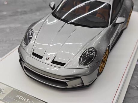 [IVY] 1:18 Porsche 2023 911 992 S/T Silver Model Car Resin