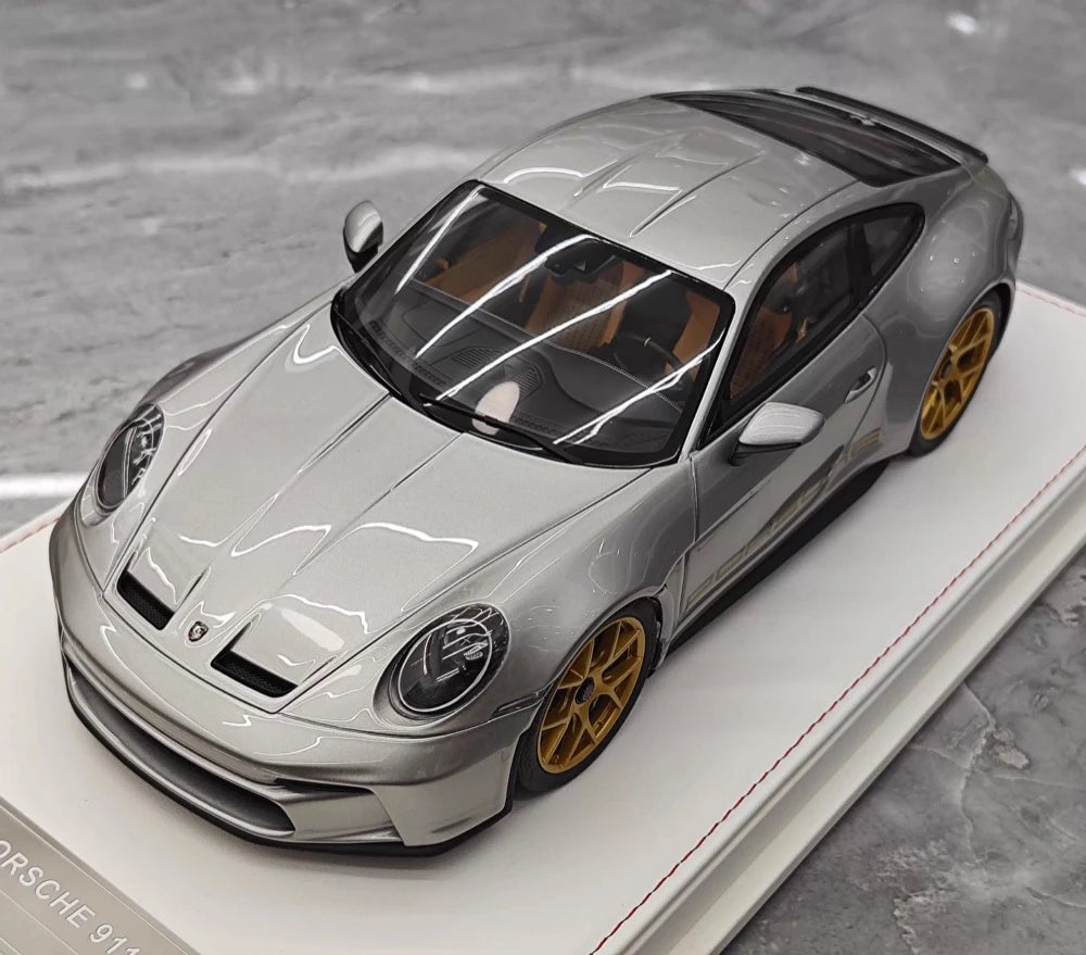 [IVY] 1:18 Porsche 2023 911 992 S/T Silver Model Car Resin