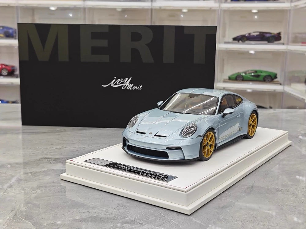 [IVY] 1:18 Porsche 2023 911 992 S/T Ice blu modellino di auto resina