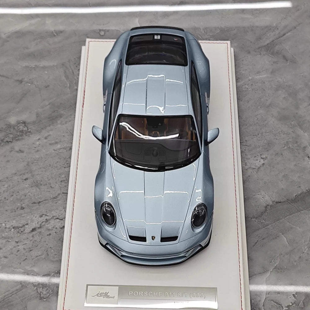 [IVY] 1:18 Porsche 2023 911 992 S/T Ice blu modellino di auto resina