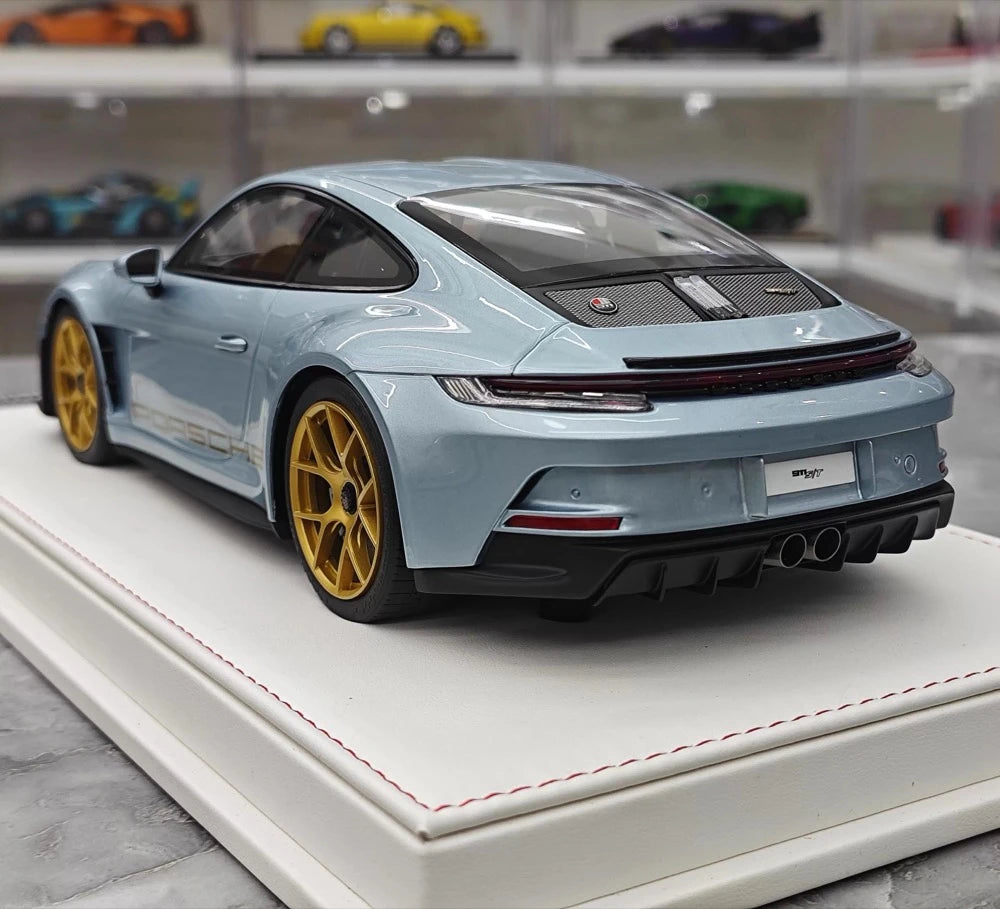 [IVY] 1:18 Porsche 2023 911 992 S/T Ice blu modellino di auto resina